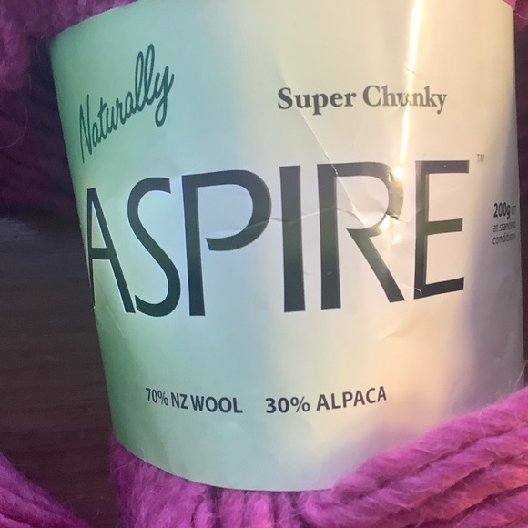 Raspberry Pink Wool Alpaca - Picture 3 of 6